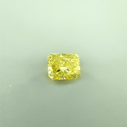 0.4-Carat RA Diamond