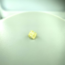 0.6-Carat RA Diamond