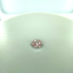 0.18-Carat PS Diamond